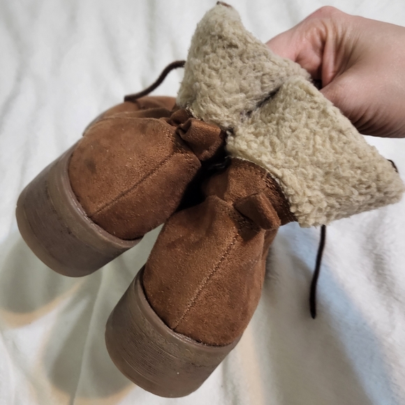 Mossimo Supply Co Ankle Boots Brown 7 - Picture 5 of 13